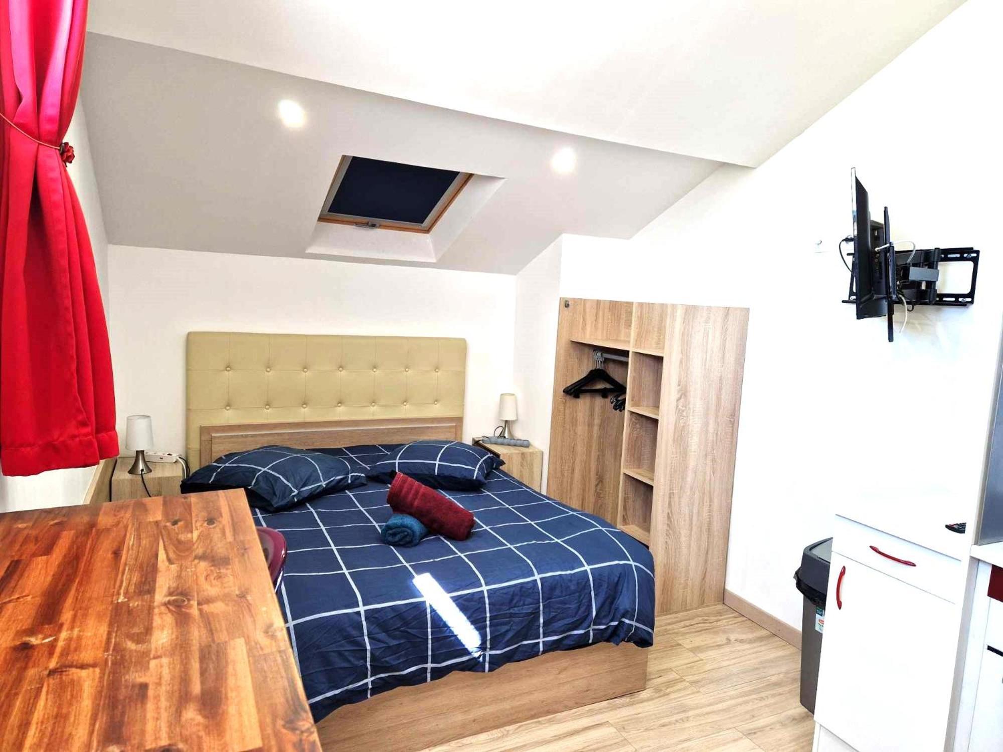 08 - Tres Joli Studio Tout Equipe Avec Parking Privatif Gratuit, Grand Fourgon Possible, Tout Le Linge De Maison Est Fourni Razac-sur-l'Isle Екстер'єр фото